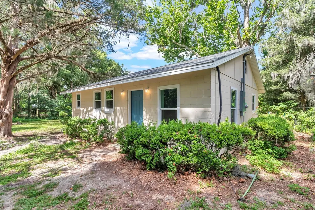 658 NE 39th Court Ocala FL 34470