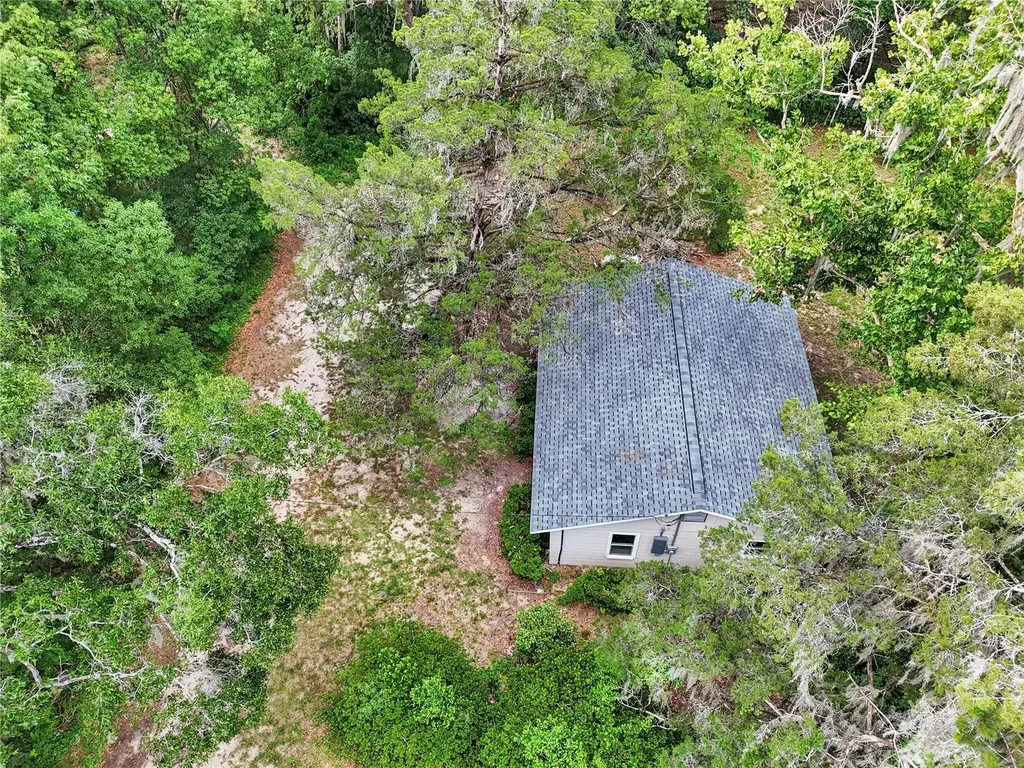 658 NE 39th Court Ocala FL 34470
