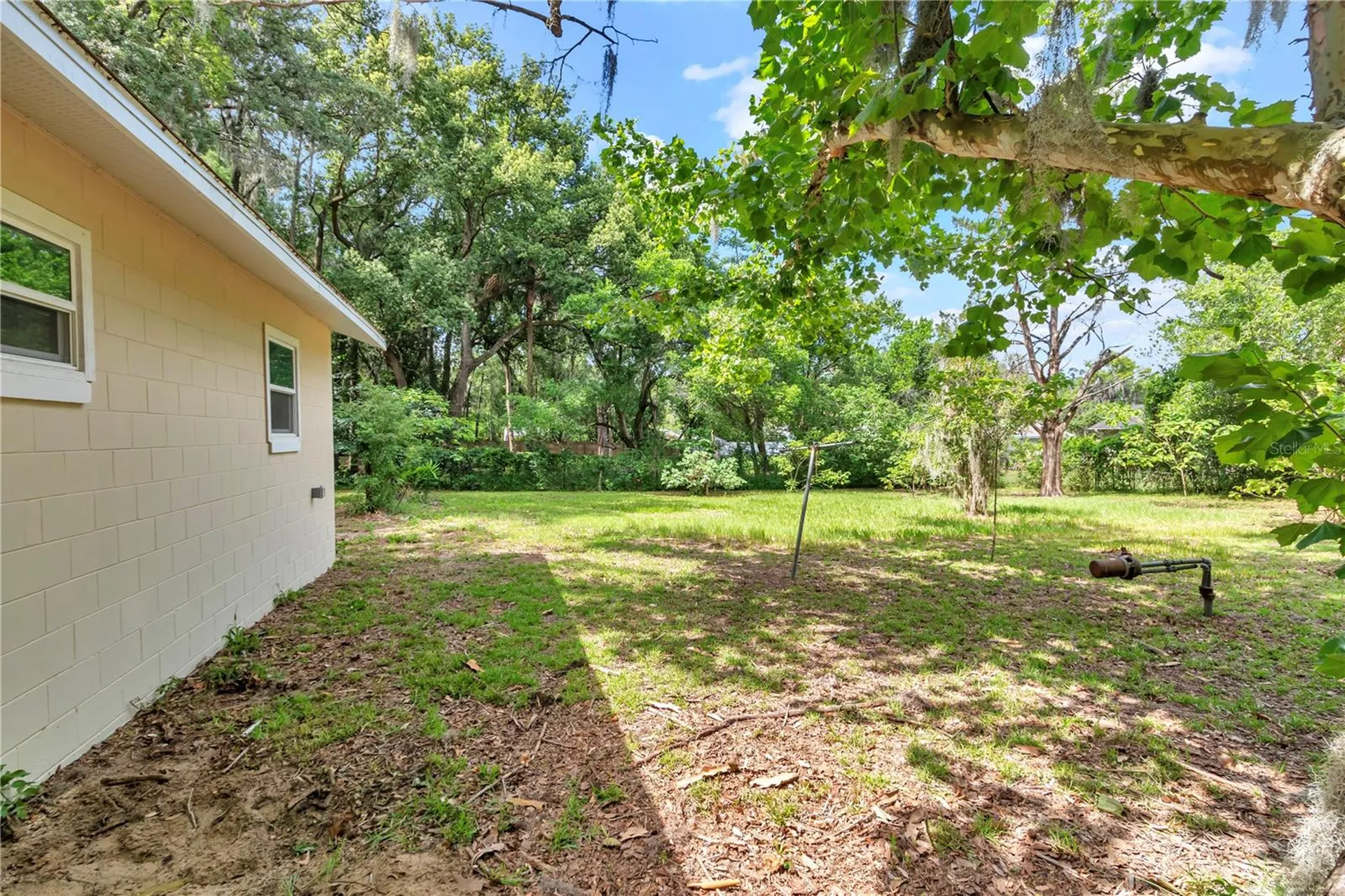 658 NE 39th Court Ocala FL 34470