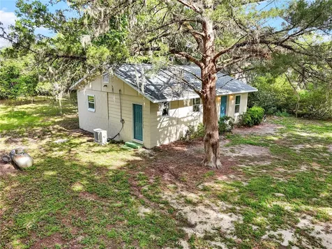 658 NE 39th Court Ocala FL 34470