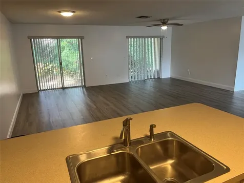 10108 Bluff Court Orlando FL 32821