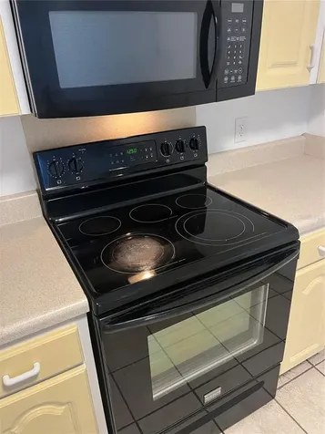 10108 Bluff Court Orlando FL 32821