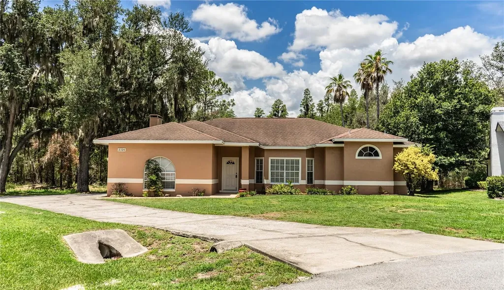2326 Deerbrook Drive Lakeland FL 33811