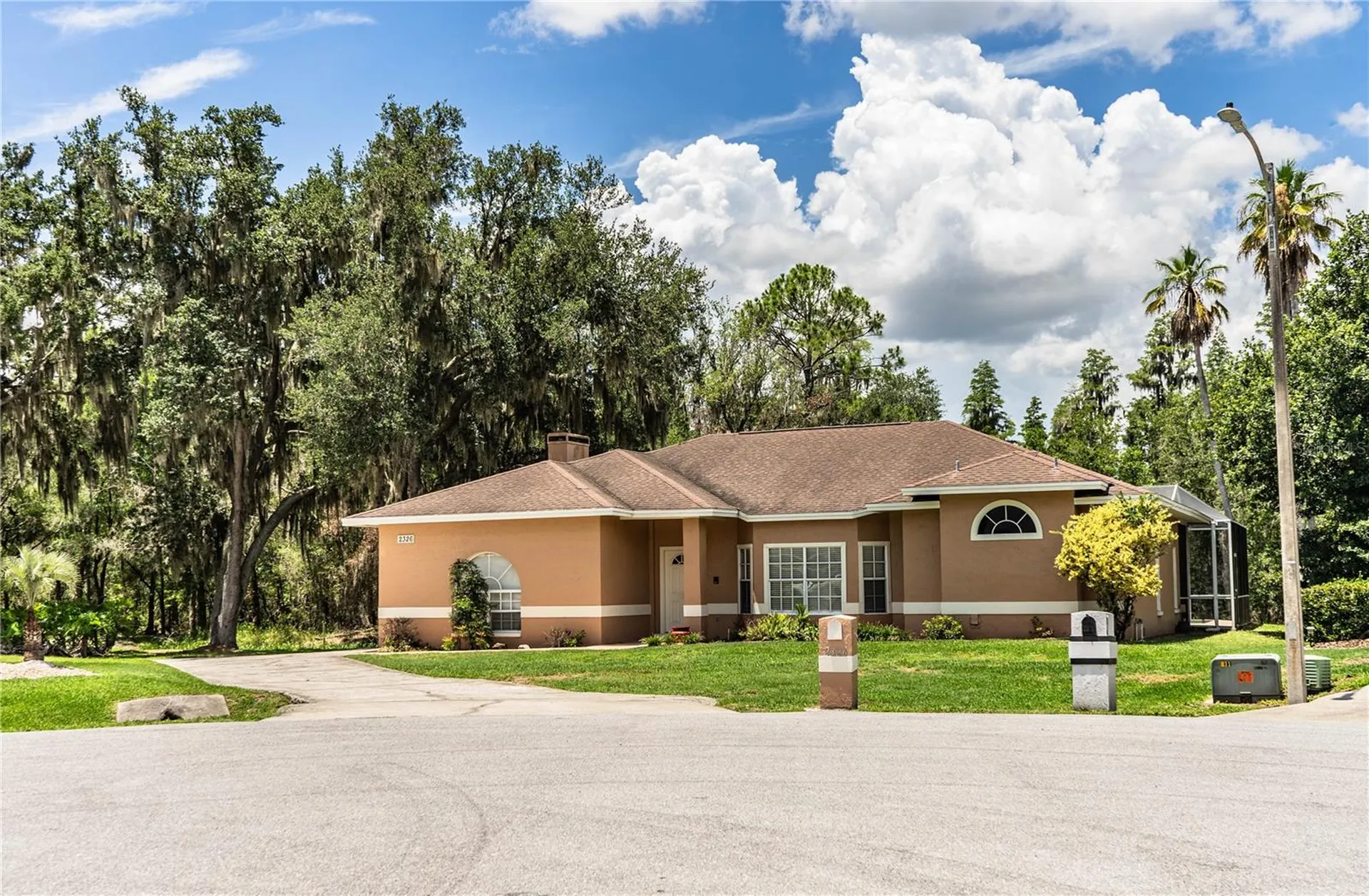 2326 Deerbrook Drive Lakeland FL 33811