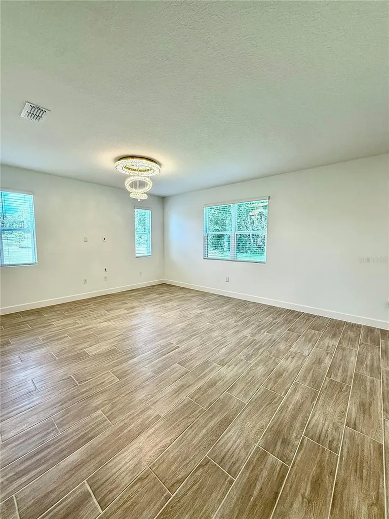 Mount Dora FL 32757