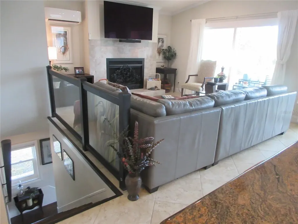 16849 SE 59th Place Ocklawaha FL 32179