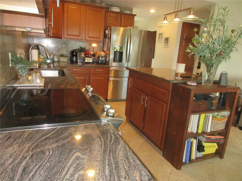 16849 SE 59th Place Ocklawaha FL 32179