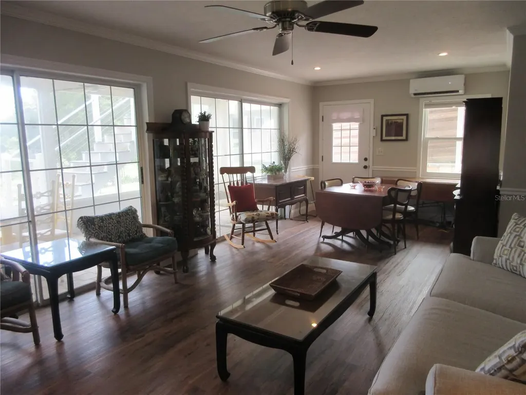 16849 SE 59th Place Ocklawaha FL 32179