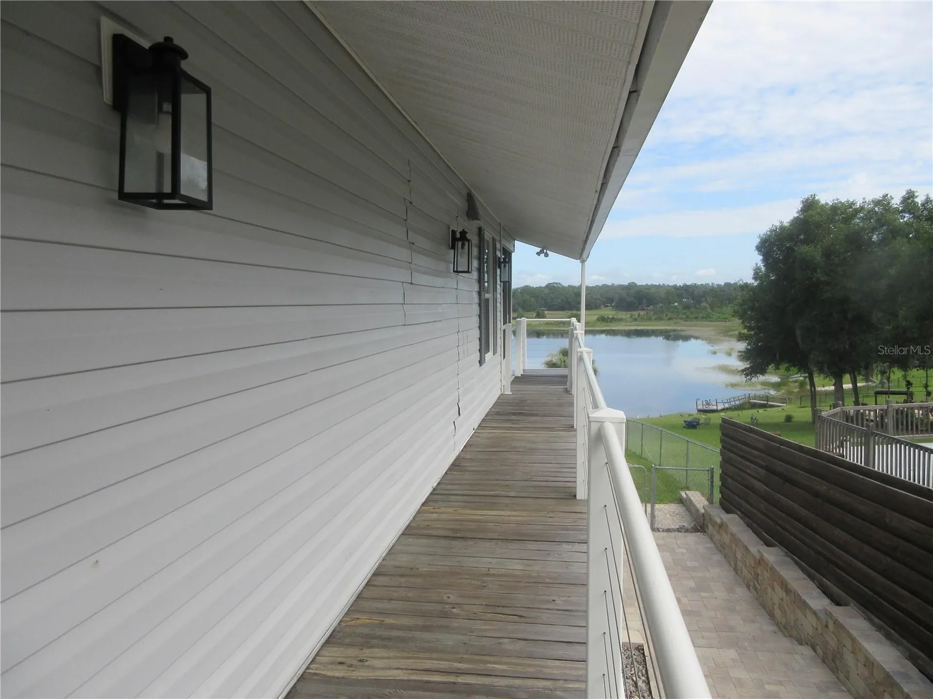 16849 SE 59th Place Ocklawaha FL 32179