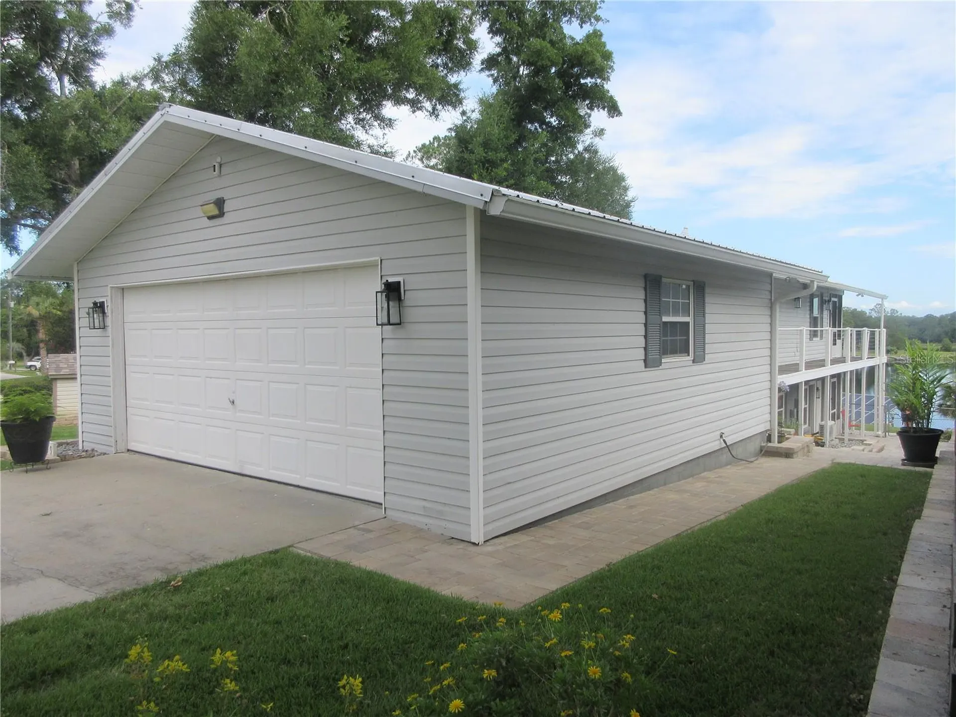 16849 SE 59th Place Ocklawaha FL 32179