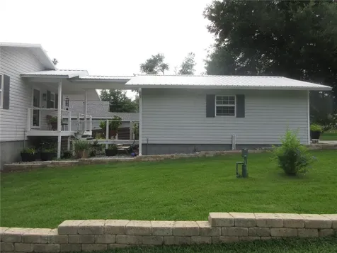 16849 SE 59th Place Ocklawaha FL 32179