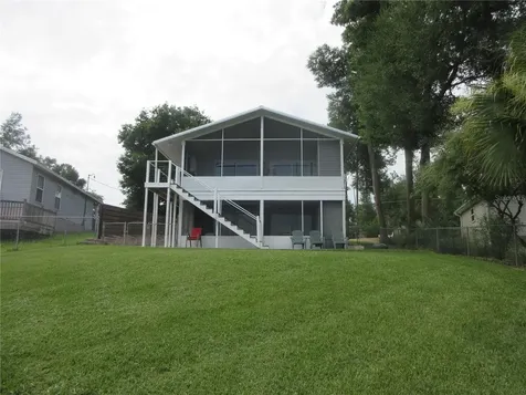 16849 SE 59th Place Ocklawaha FL 32179