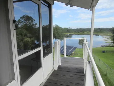 16849 SE 59th Place Ocklawaha FL 32179
