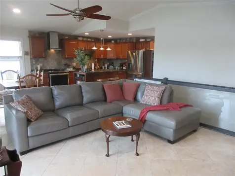 16849 SE 59th Place Ocklawaha FL 32179