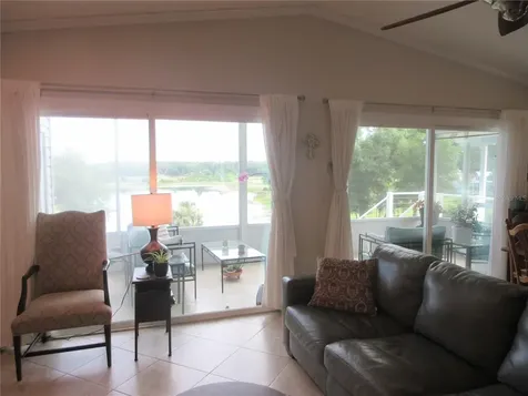 16849 SE 59th Place Ocklawaha FL 32179