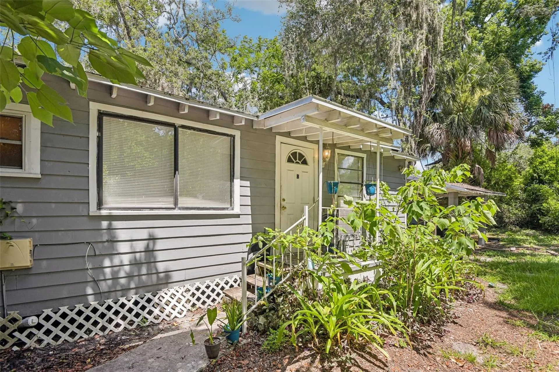 1504 E 99th Avenue Tampa FL 33612