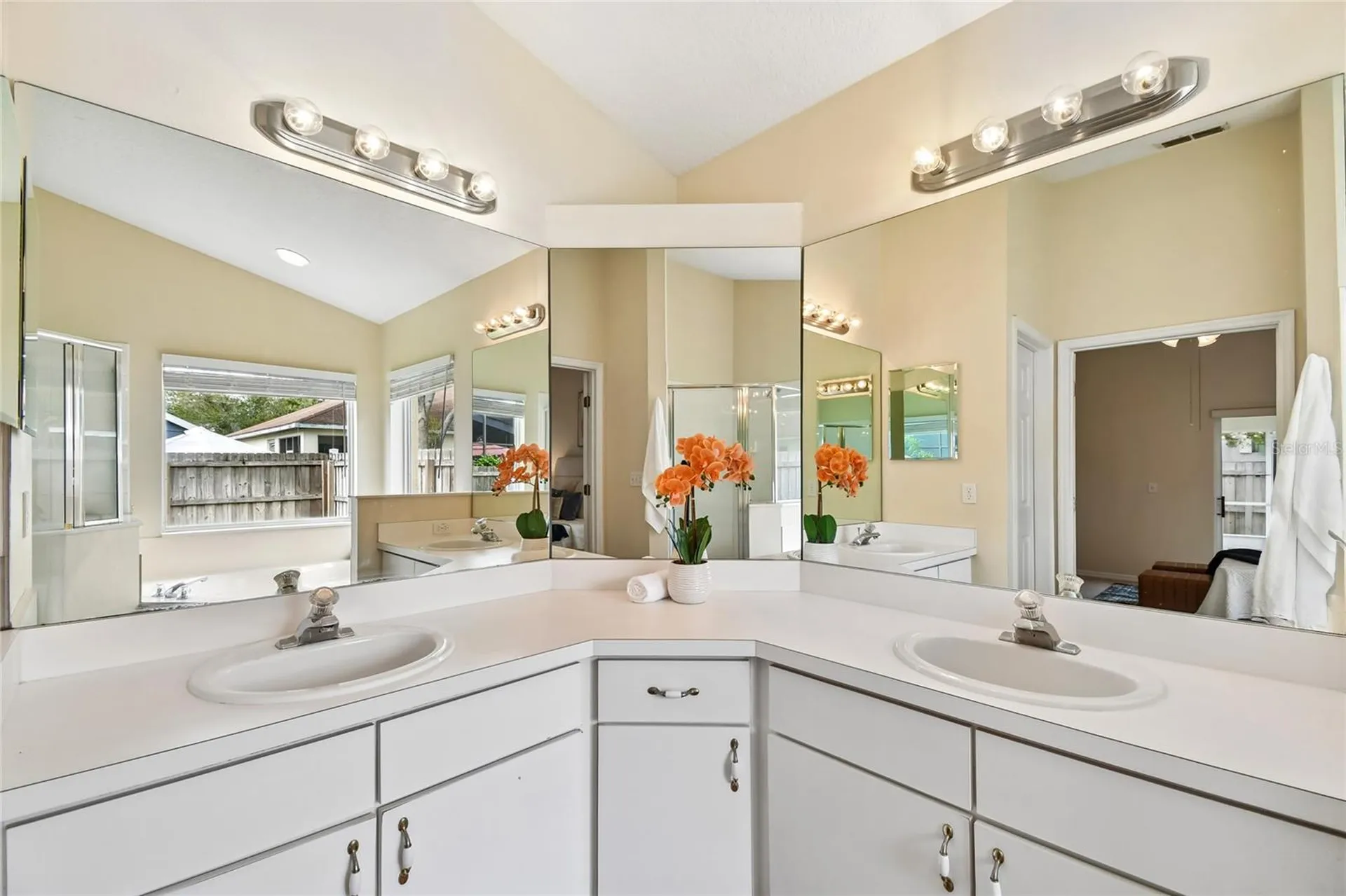 2858 Aloma Oaks Drive Oviedo FL 32765