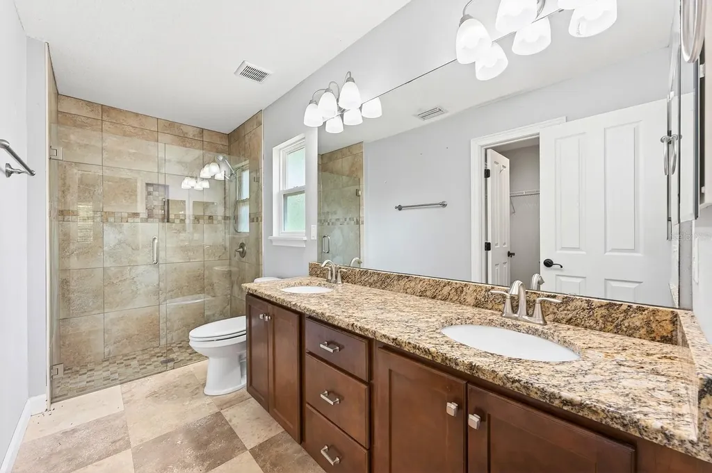 116 W 5th Street Chuluota FL 32766