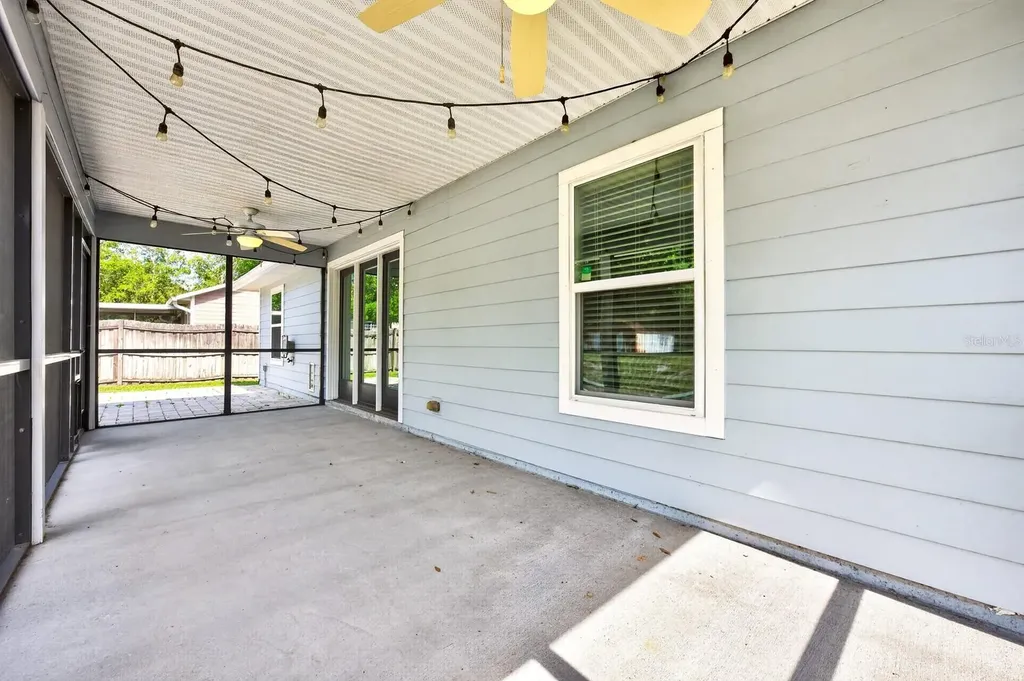 116 W 5th Street Chuluota FL 32766