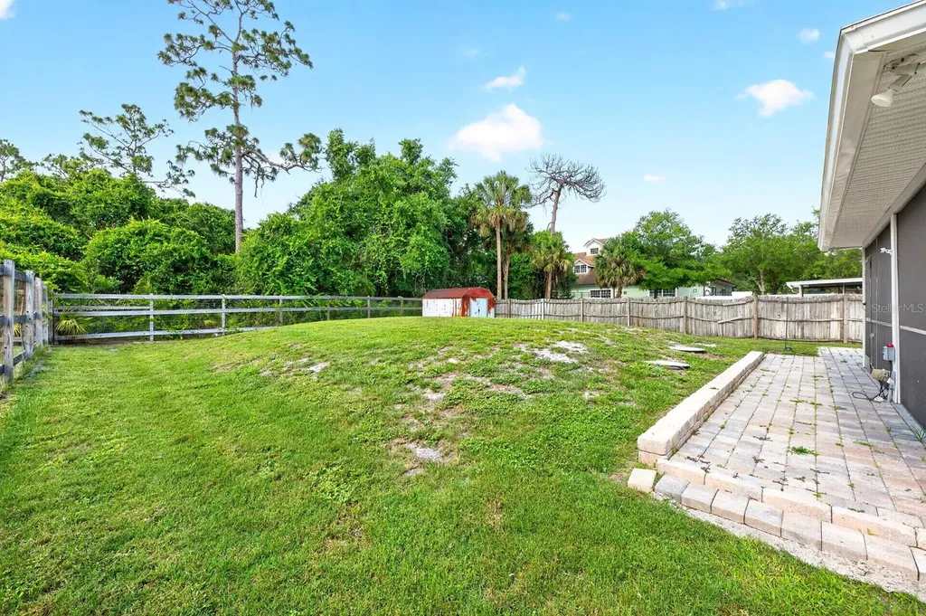 116 W 5th Street Chuluota FL 32766