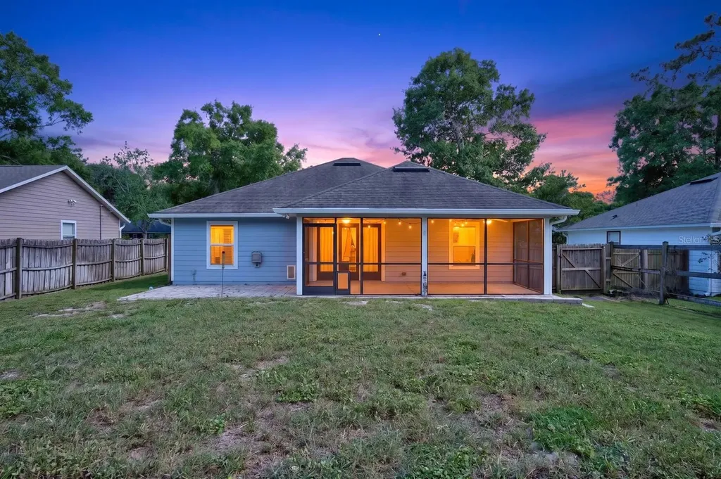 116 W 5th Street Chuluota FL 32766