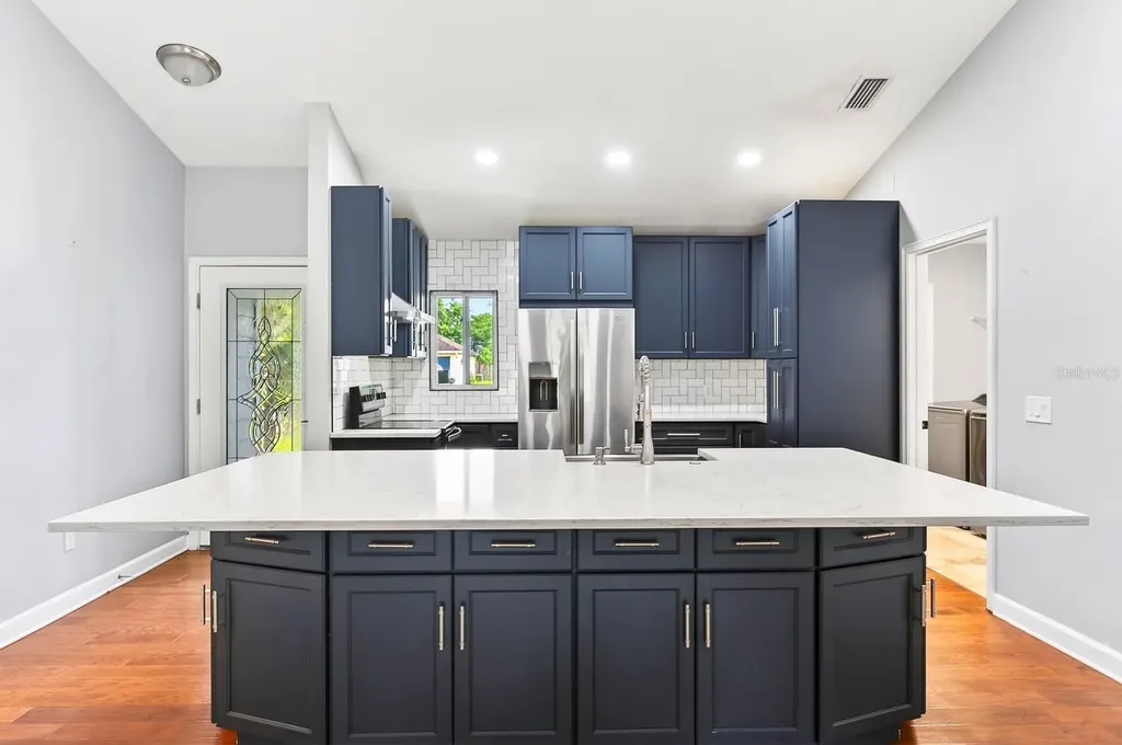 116 W 5th Street Chuluota FL 32766