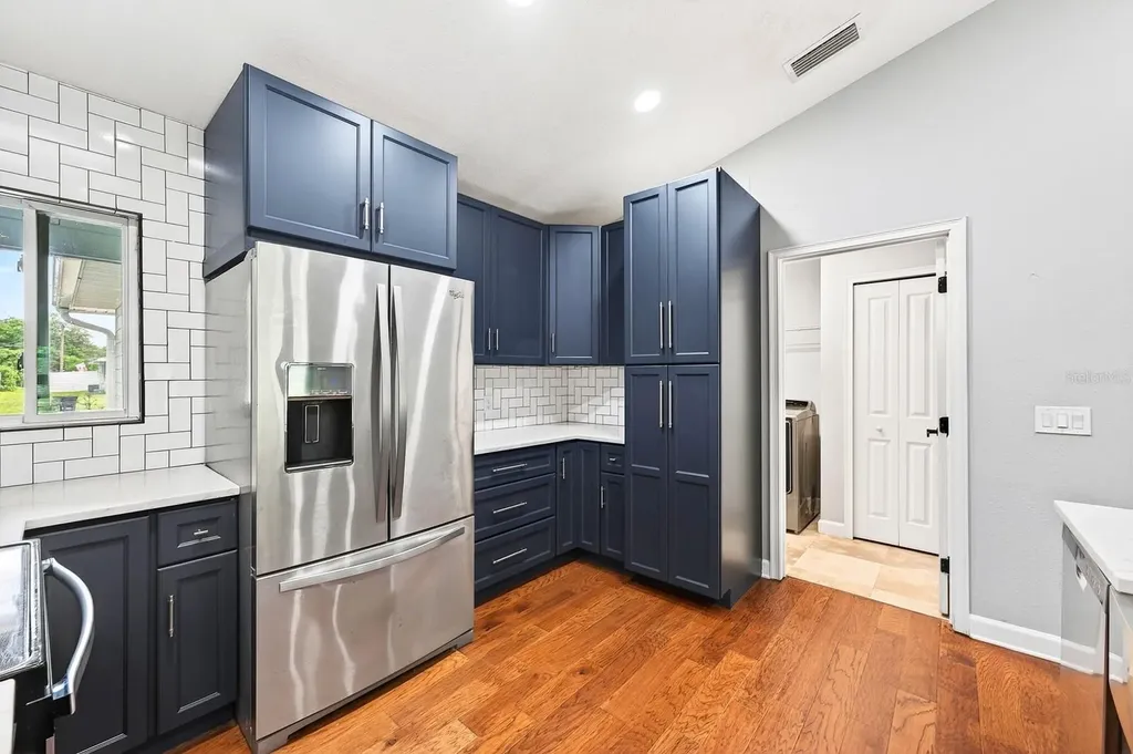 116 W 5th Street Chuluota FL 32766