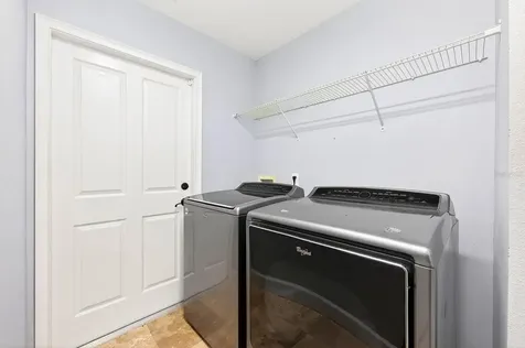 116 W 5th Street Chuluota FL 32766
