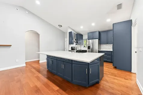 116 W 5th Street Chuluota FL 32766