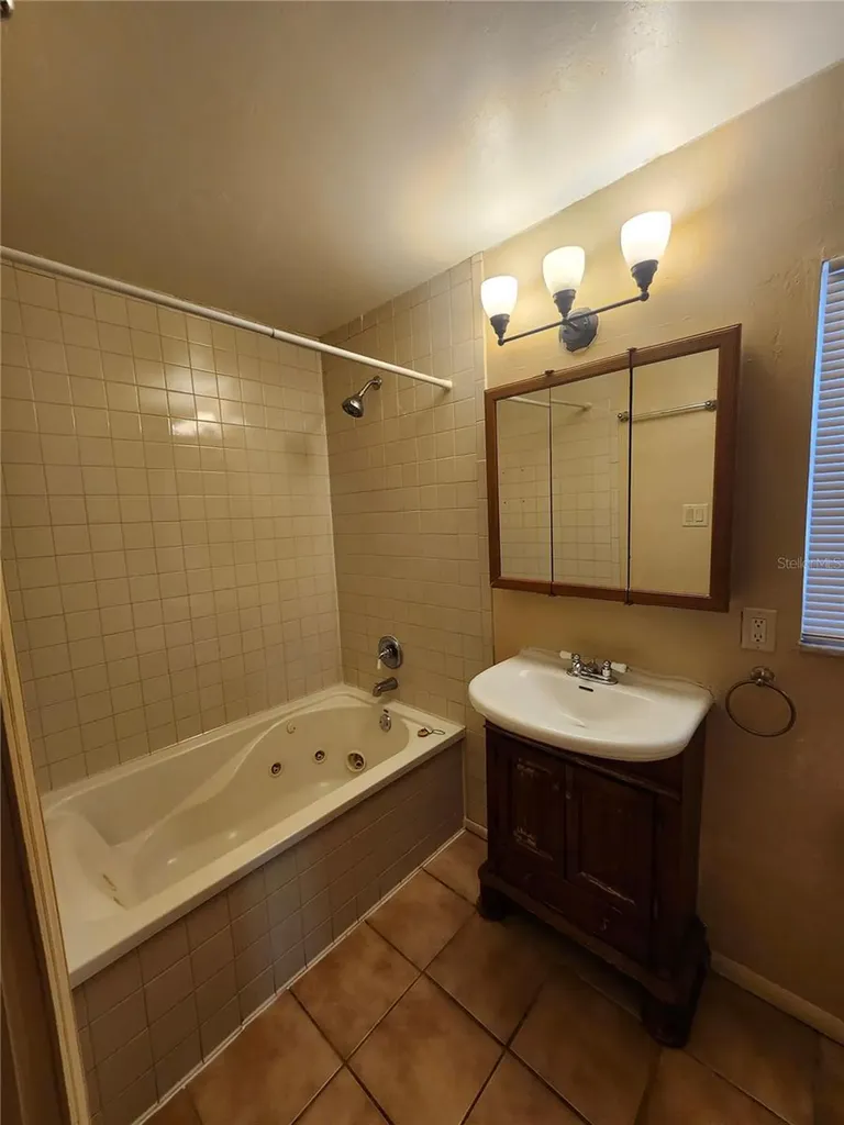 2220 Birchcrest Boulevard Port Charlotte FL 33952