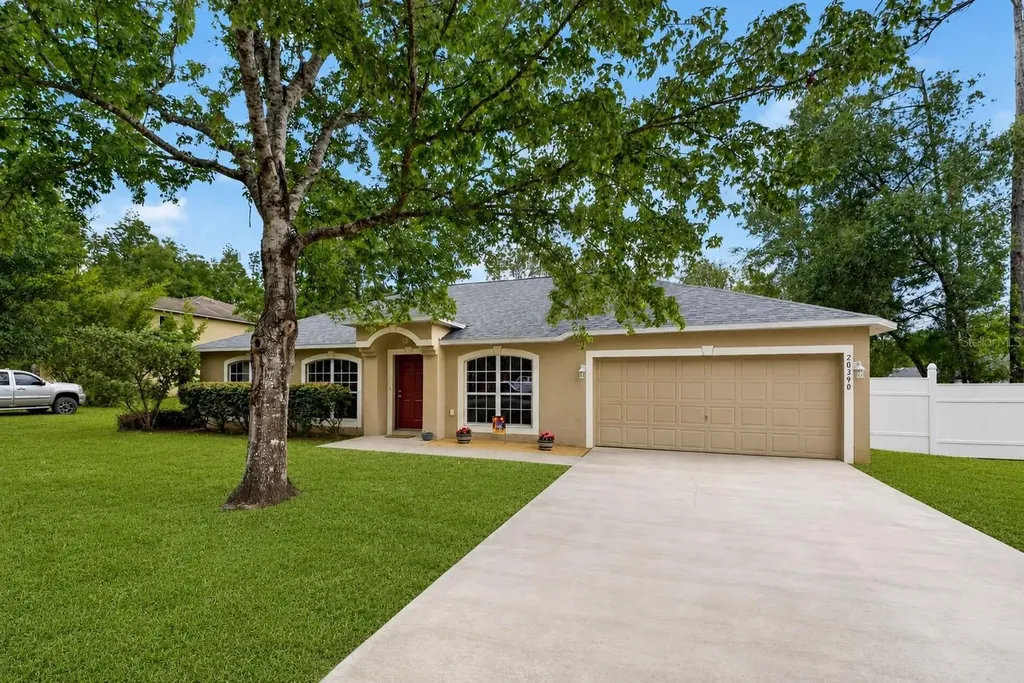 20390 SW 57th Street Dunnellon FL 34431