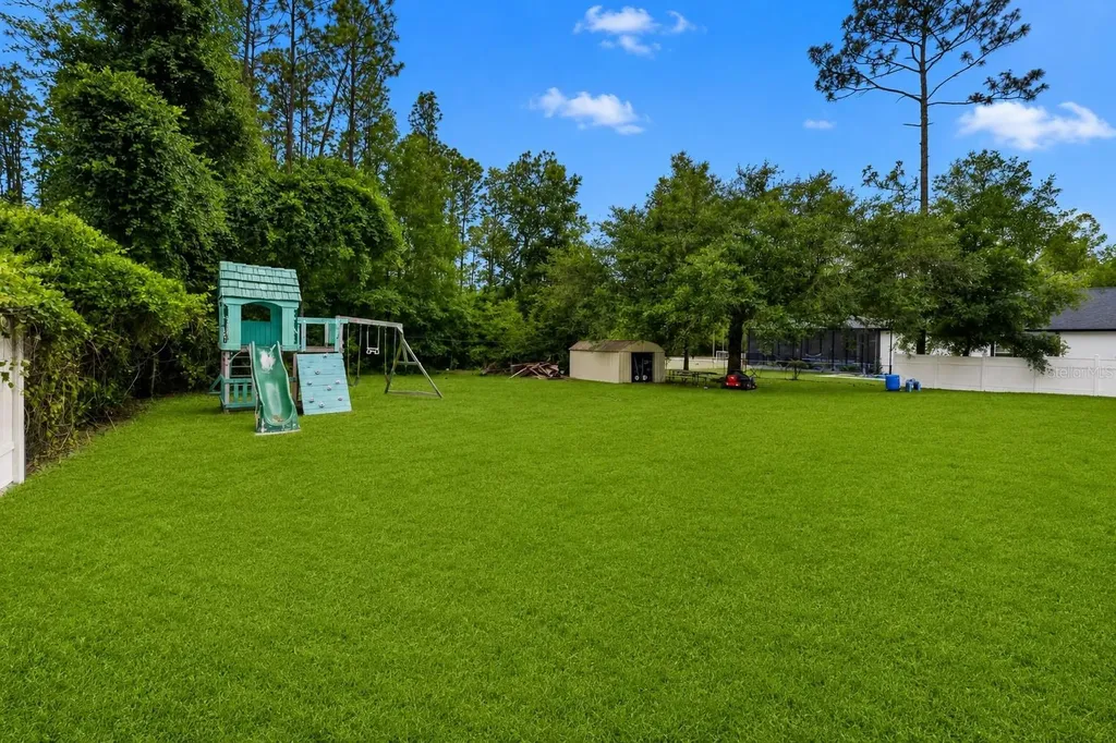 20390 SW 57th Street Dunnellon FL 34431