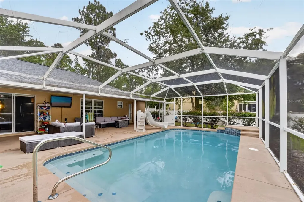 20390 SW 57th Street Dunnellon FL 34431