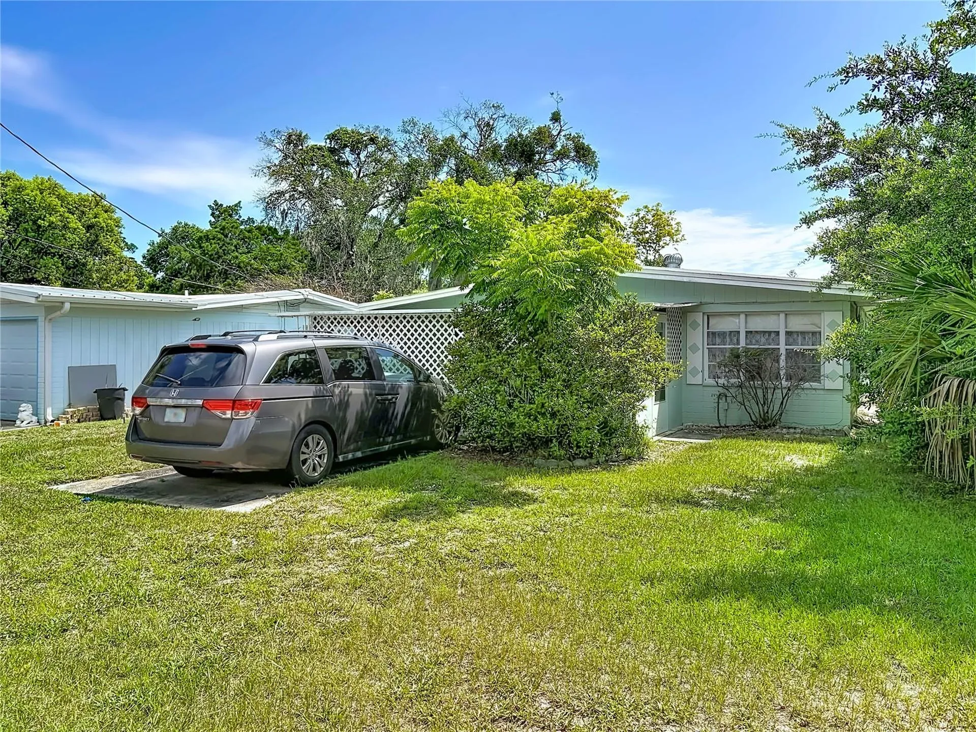2551 Auburn Avenue New Smyrna Beach FL 32168
