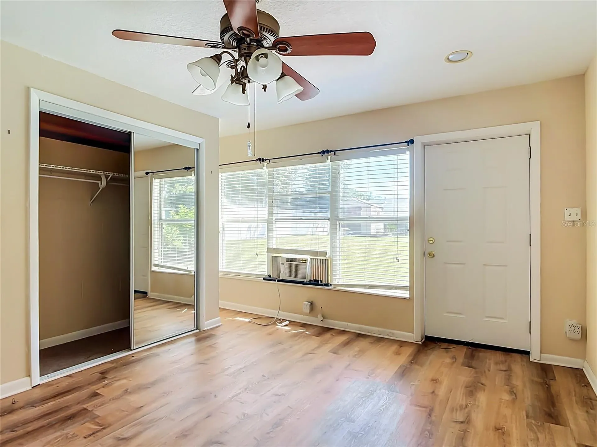 2551 Auburn Avenue New Smyrna Beach FL 32168