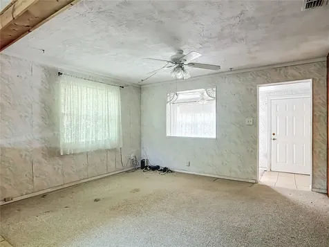 2551 Auburn Avenue New Smyrna Beach FL 32168