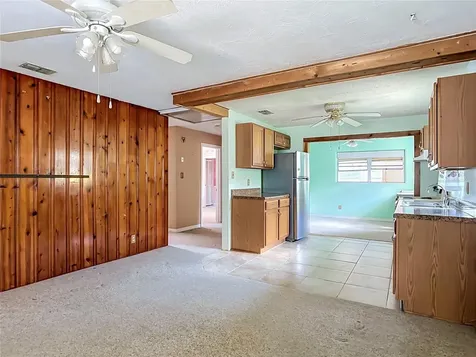 2551 Auburn Avenue New Smyrna Beach FL 32168