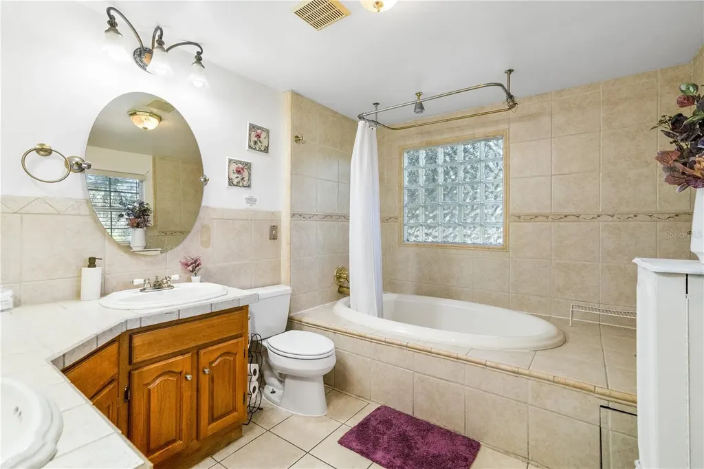 1833 N Keene Road Clearwater FL 33755