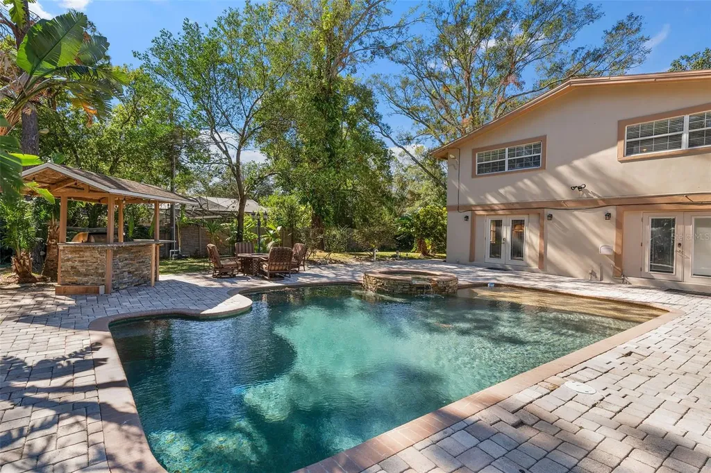 1833 N Keene Road Clearwater FL 33755