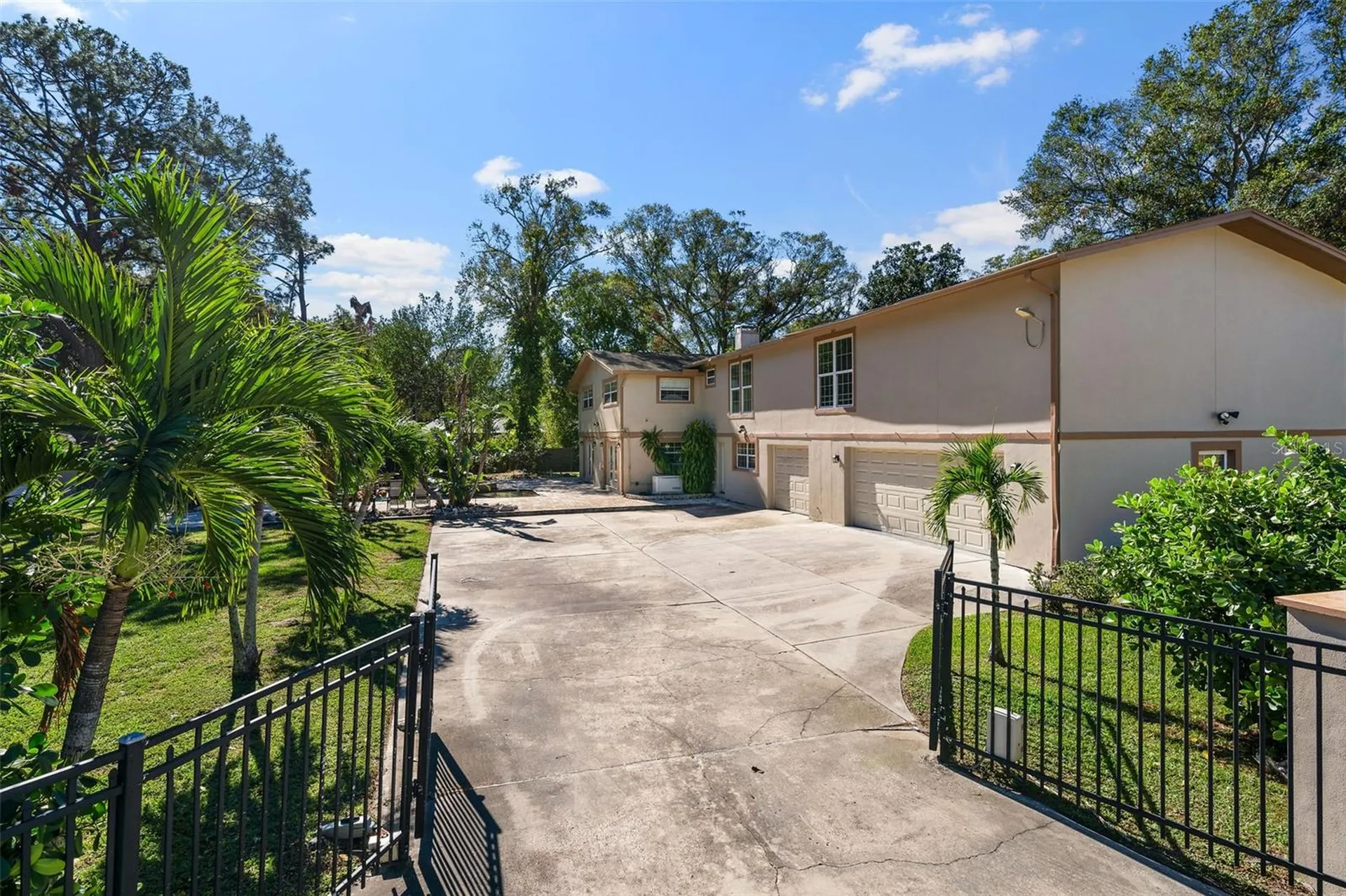 1833 N Keene Road Clearwater FL 33755