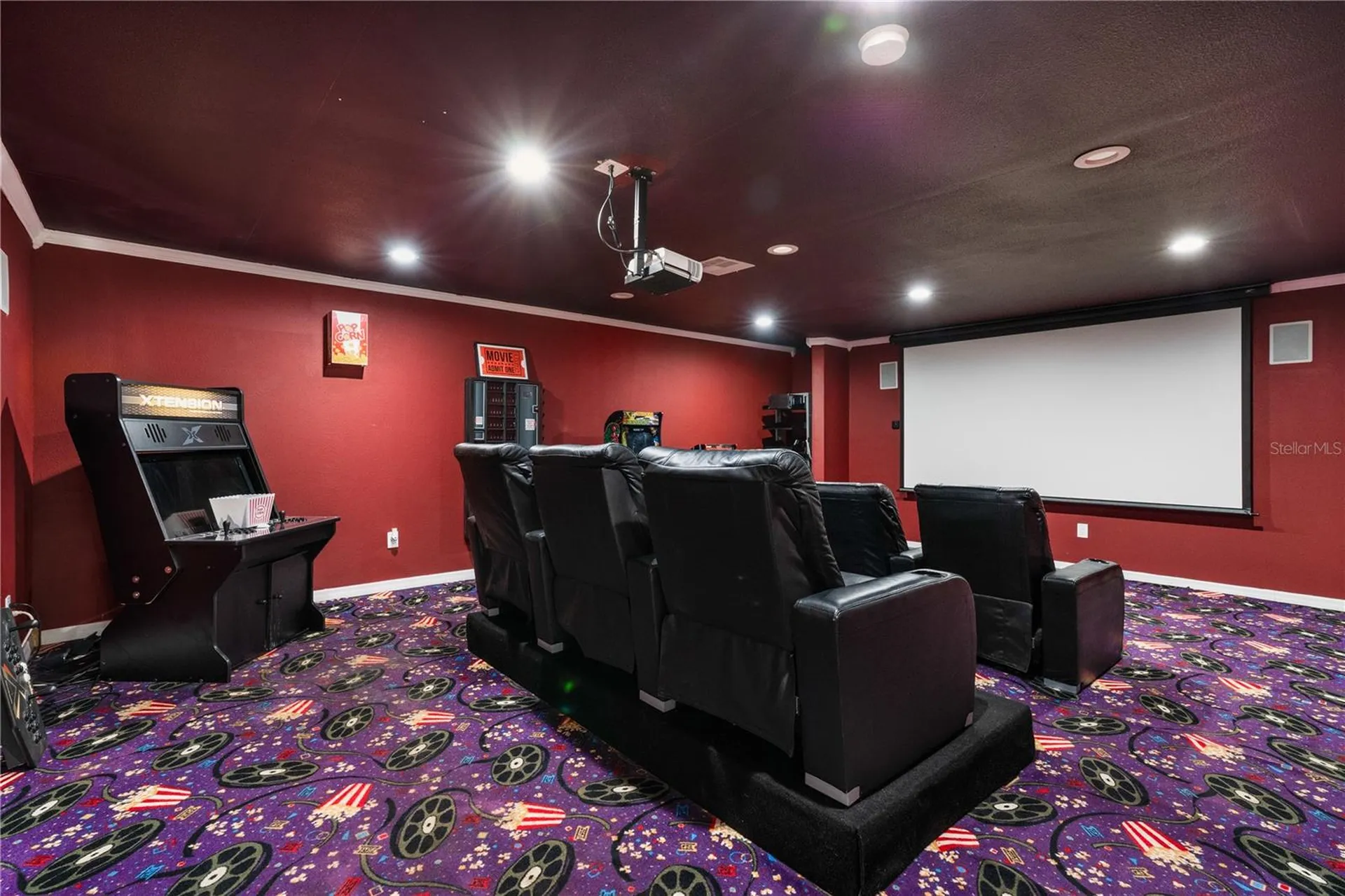 1833 N Keene Road Clearwater FL 33755