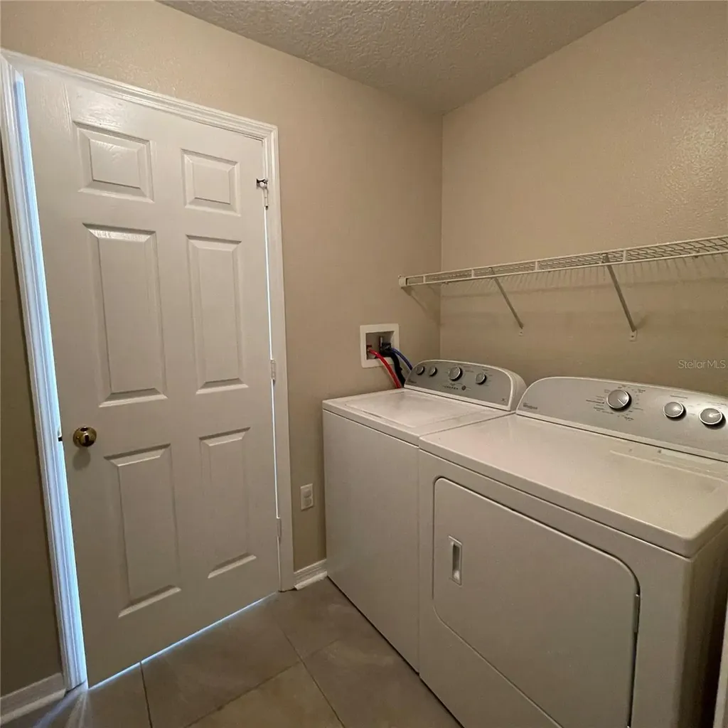 2317 Walnut Canyon Drive Kissimmee FL 34758
