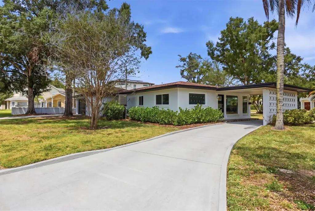 628 Ontario Avenue Tampa FL 33606