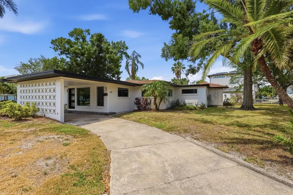 628 Ontario Avenue Tampa FL 33606