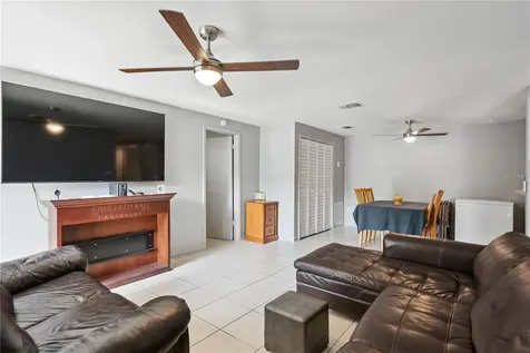 5226 Via Hacienda Circle Orlando FL 32839