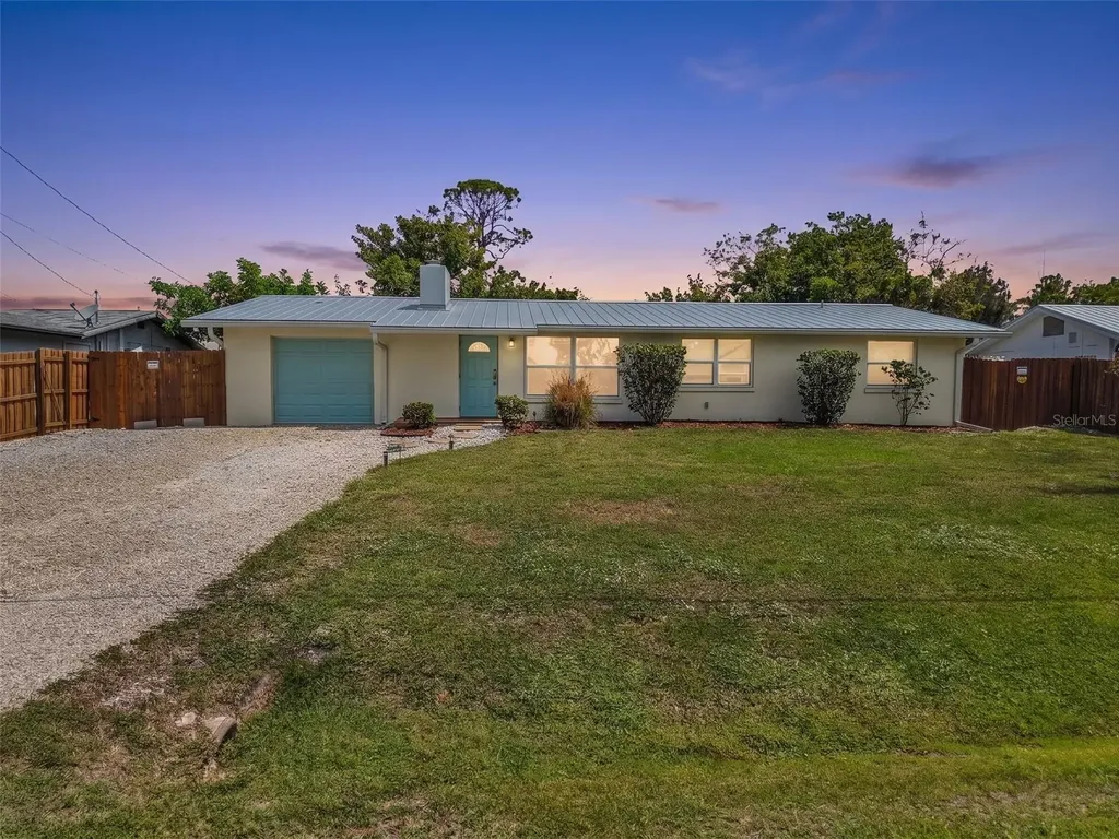1664 Lakeview Place Englewood FL 34223