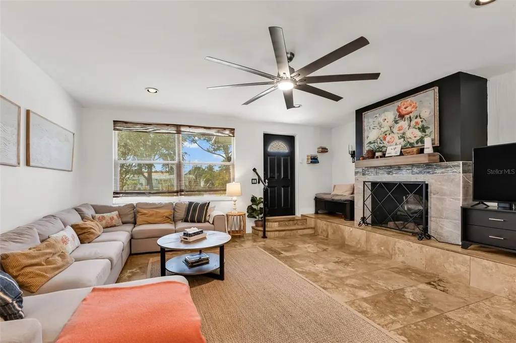 1664 Lakeview Place Englewood FL 34223