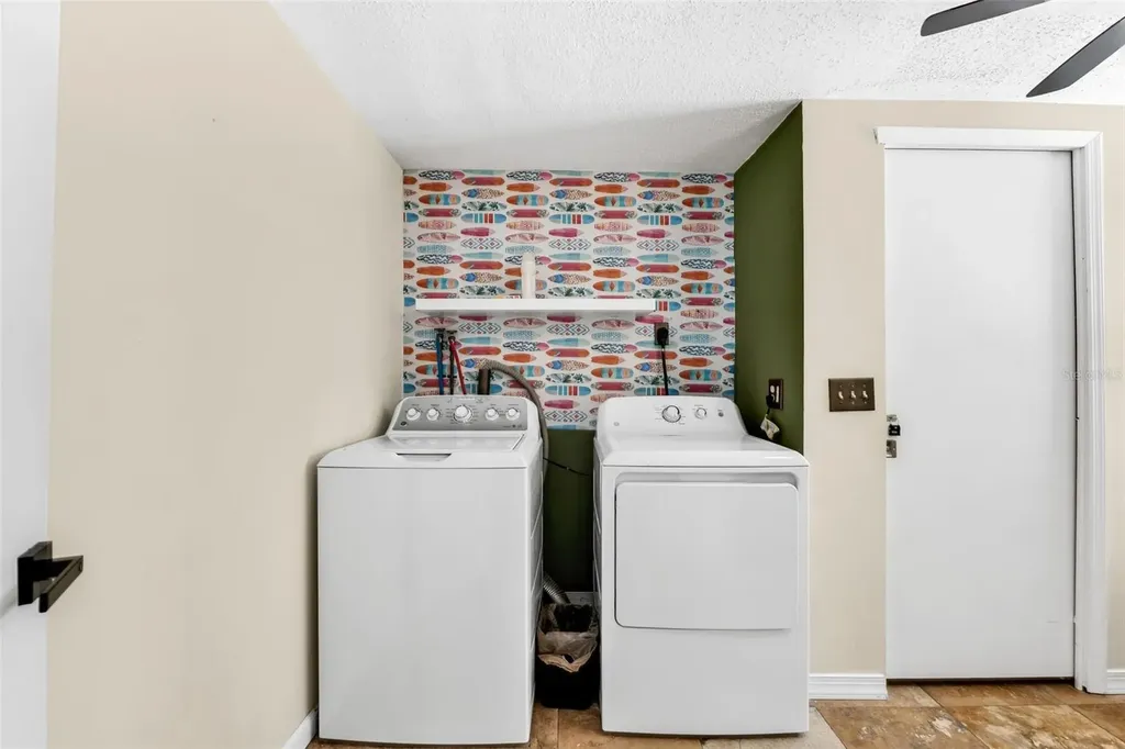 1664 Lakeview Place Englewood FL 34223