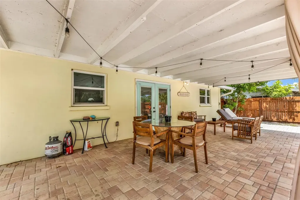 1664 Lakeview Place Englewood FL 34223