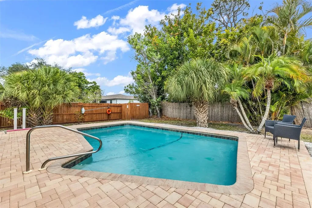 1664 Lakeview Place Englewood FL 34223